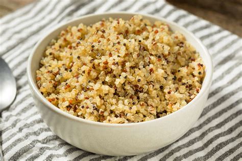 Is Quinoa Keto And Quinoa Carbs - IzzyCooking