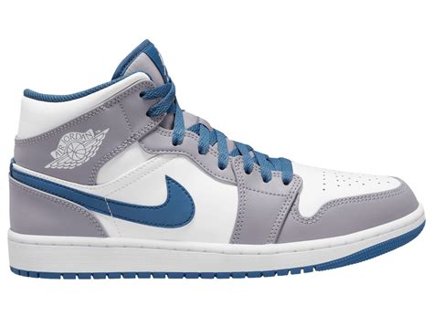 Air Jordan Mid True Blue Unveiled Photos