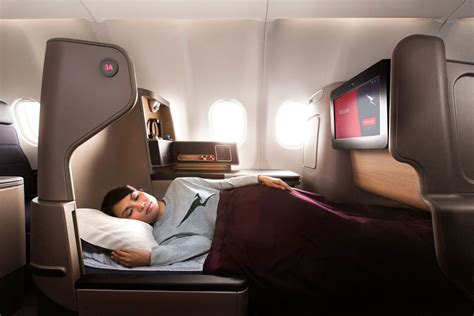 First Photos Qantas Boeing 787 Dreamliner Business Class Seats Executive Traveller