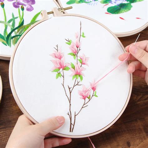 Beginner Embroidery Kit Modern Flower Bouquet Pattern Hand Embroidery