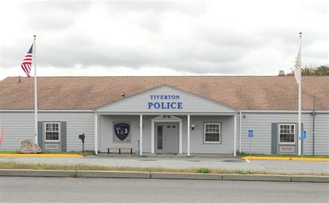 Tiverton Police Logs Four Arrests In Past Week Tiverton Ri Patch