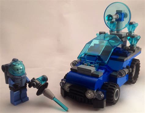 LEGO IDEAS Mr Freeze S Ice Truck