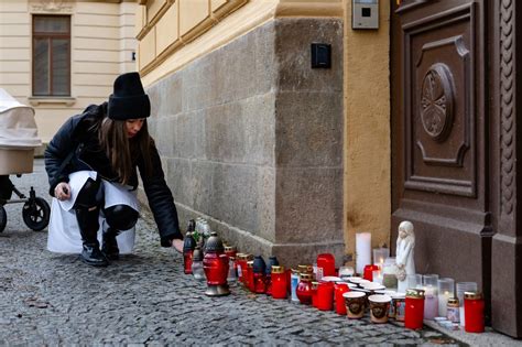 Státní Zástupkyně Střelec Z Pražské Filozofické Fakulty Netrpěl Duševní Poruchou Cnn Prima News