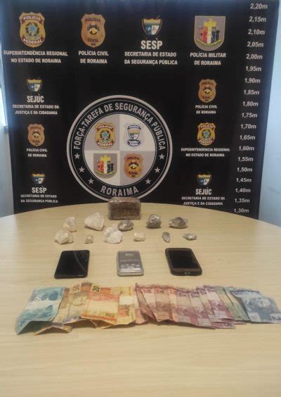 Polícia fecha boca de fumo e prende quatro por tráfico de drogas