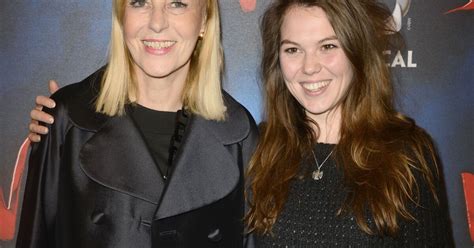 Chantal Ladesou a marié sa fille Clémence devant Pauline Lefèvre