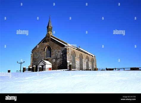 Kirk O Shotts Parish Church Hi Res Stock Photography And Images Alamy