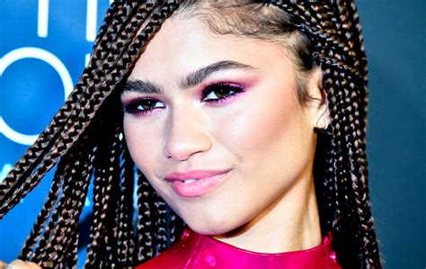 Zendaya's Natural Hair ️ Top Hacks From The Star!