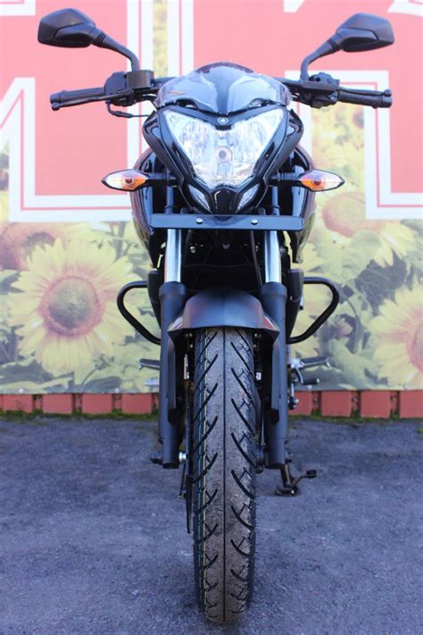 BAJAJ Pulsar NS 200: отзывы, фото, технические характеристики