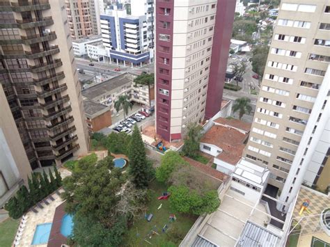 Apartamento Na Avenida Anita Garibaldi Ah Em Curitiba Por R