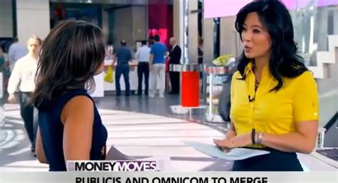 Attractive American News Personalities Bloombergs Scarlet Fu
