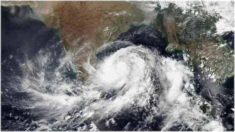 Cyclone Sitrang To Intensify Into Severe Cyclonic Storm Imd Issues Heavy Rain Alert In Bengal