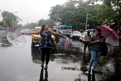 West Bengal To Get Respite From Searing Heat As Monsoon To Arrive In 24