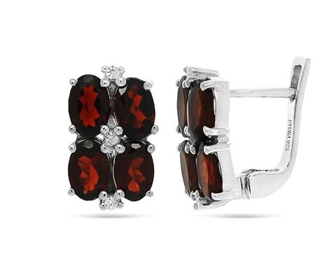 Серьги из серебра гранат Келли купить оптом у поставщика