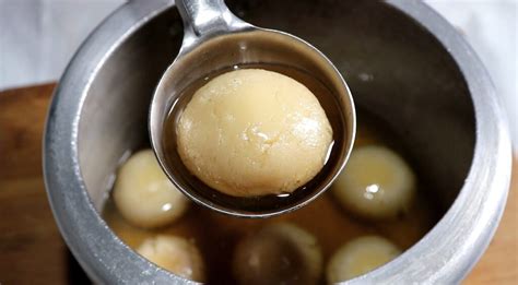 मिल्क पाउडर से हलवाई जैसे रसगुल्ले घर पर कैसे बनाये Rasgulla Recipe