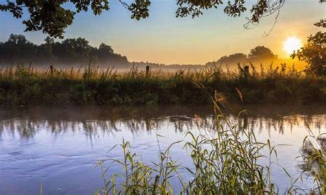 De Mooiste Fietsroutes Langs Rivieren Plusonline River Idyllic