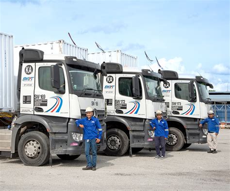 Loo Yong Hui, Group CEO of Swift Haulage Berhad