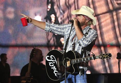 Toby Keith To Play Fourth Of July Show At Mohegan Sun