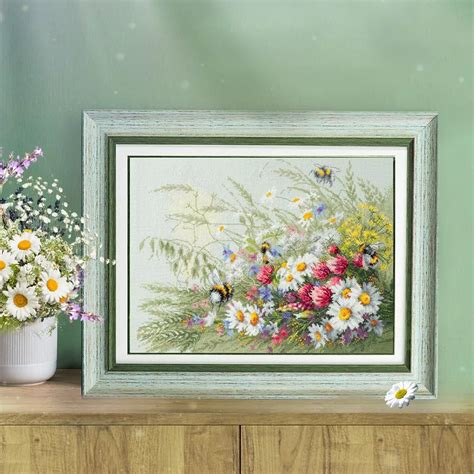 510 225 Daisies And Clover Magic Needle Cross Stitch Kit Etsy