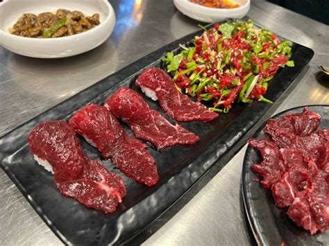 교대역 맛집 더뭉티기 교대점 가성비 좋은 술안주 뭉티기와 육회 세트 네이버 블로그