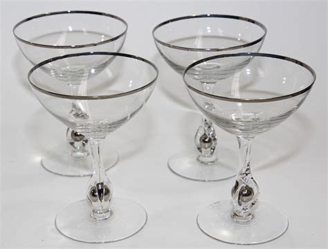 Crystal Footed Champagne Glasses With Silver Rim For Sale At 1stdibs Silver Rimmed Champagne