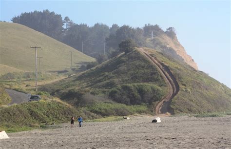 Centerville Beach County Park, Ferndale, CA - California Beaches