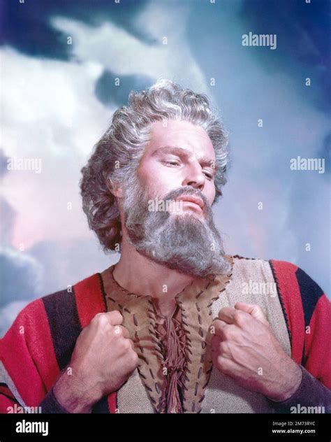 CHARLTON HESTON In THE TEN COMMANDMENTS 1956 Directed By CECIL B