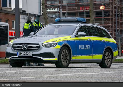 Einsatzfahrzeug HH 7022 MB E Klasse T Modell FuStW BOS Fahrzeuge