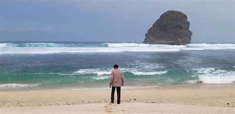 Honeymoon Beach Water Outdoor Gripe Water Outdoors The Beach