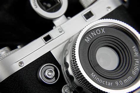 Minox Digital Classic Camera looks like a shrunken Leica M3