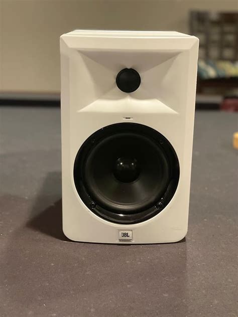 Jbl Lsr305 Wh 5 Inch Powered Studio Monitor White Reverb Canada