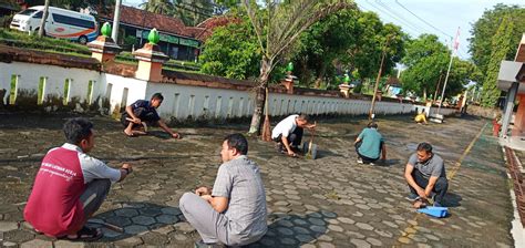 Disnakertrans Jumat Bersih Mei Di Upt Blk Kulon Progo