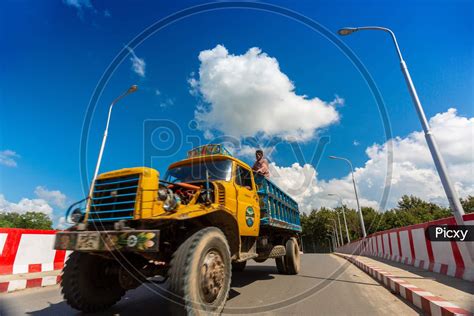 Image Of Bangladesh October 14 2019 Vehicles Are Moving Over The