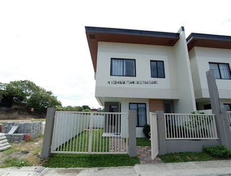 Foreclosed House And Lot In Pacita Complex San Pedro Laguna