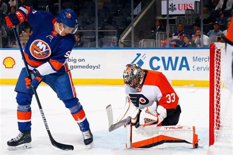 Flyers’ Samuel Ersson has strong preseason debut in battle for backup goalie job - The Athletic