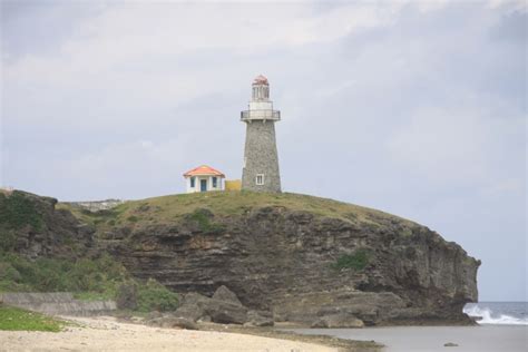 Sabtang Lighthouse in Batanes – Intrepid Wanderer