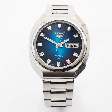 Seiko Armbandsur St L Klockor Ur Armbandsur Auctionet