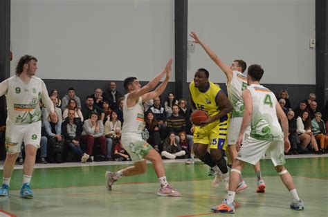 Basket Ball Nouvelle Aquitaine Maintien Mont E O En Sont Les