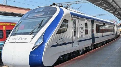 Vande Bharat Express ফর হমলর মখ বনদ ভরত একসপরস Bengali