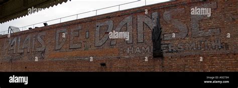 Hammersmith Palais De Danse Hi Res Stock Photography And Images Alamy