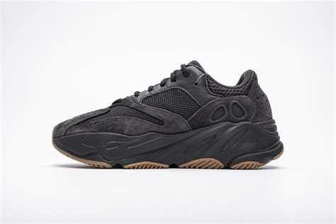 700 V2 Yeezy Boost 700“utility Black”fv5304 Coco Sneakers