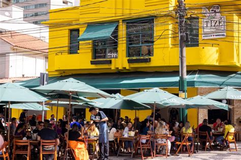 Como criar uma boa experiência para seus clientes Bares Restaurantes