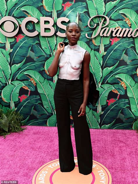 Tony Awards Lupita Nyong O Puts On Jawdropping Display In A Busty