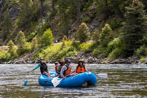 5 Best Summer Outdoor Activities In Mccall Idaho Bearfoot Theory