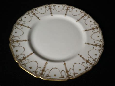 Royal Doulton Elegant Dinner Plate Cream With Gold Enameled Pillars And