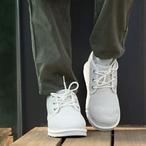 Mens Ugg® Neumel Chukka Boot White Journeys