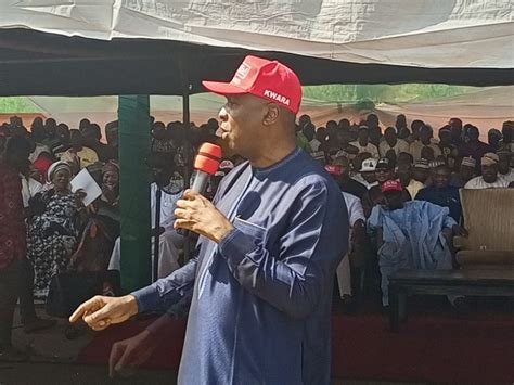 Saraki Inaugurates Kwara Pdp 850 Member Campaign Council