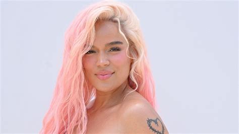 Karol G revela cómo ha logrado componer canciones exitosas