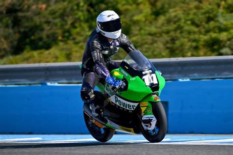 Adrián Cruces debutará en el Campeonato del Mundo de Moto3 en el GP de