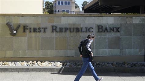 Wert Unter Einer Milliarde Dollar Analysten Sehen US Bank First