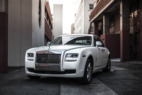 Quel Est Le Prix D Une Rolls Royce